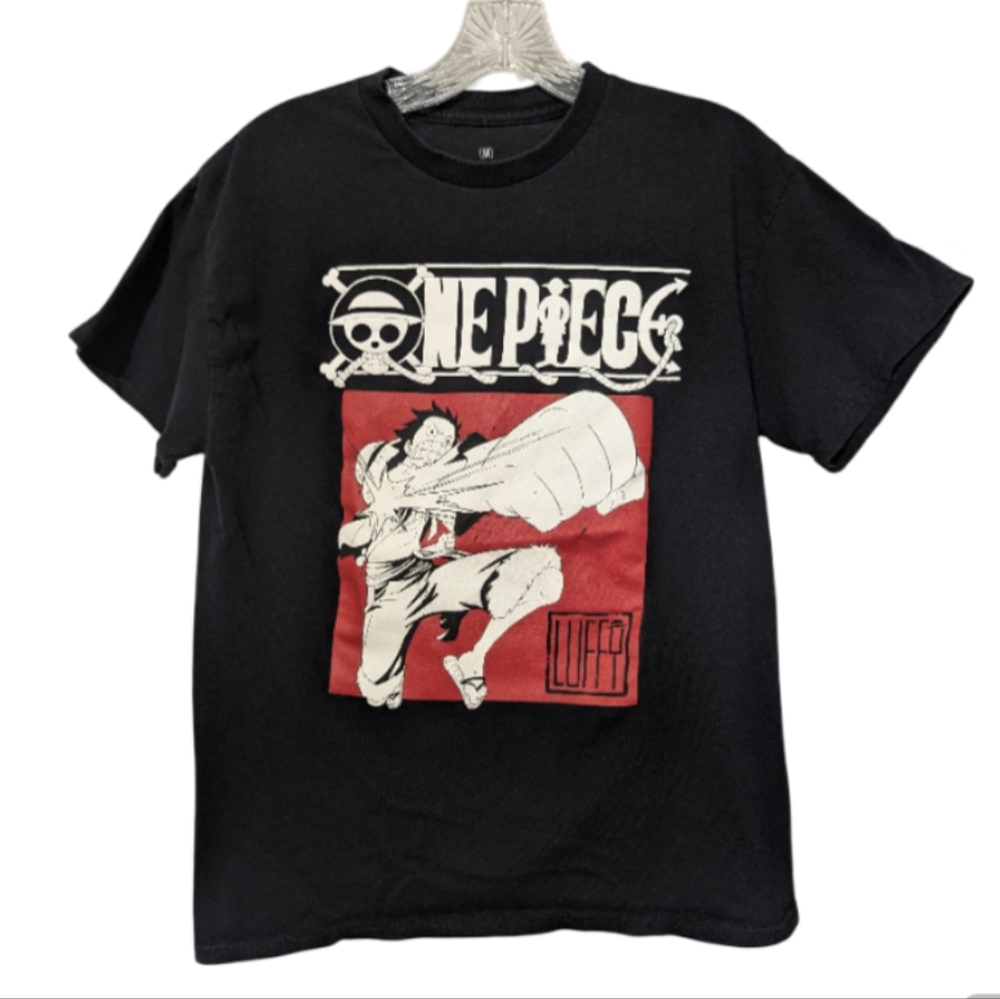 One Piece Black Graphic T-Shirt Size Medium